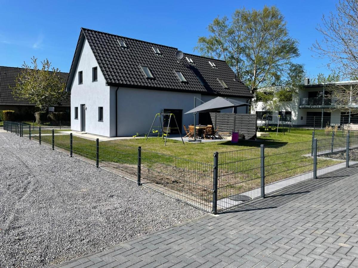 Ferienhaeuser Hof Von Oldenburg Butjadingen Exterior photo